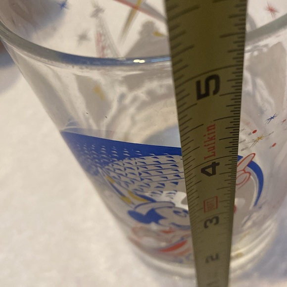 DISNEY McDonalds Set Of 4 Glasses REMEMBER THE MAGIC - Picture 6 of 9